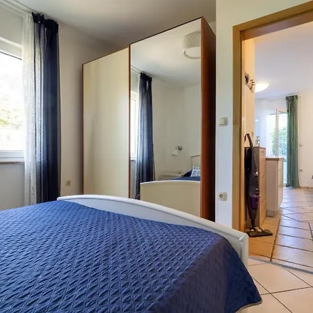 Dana Apartmán